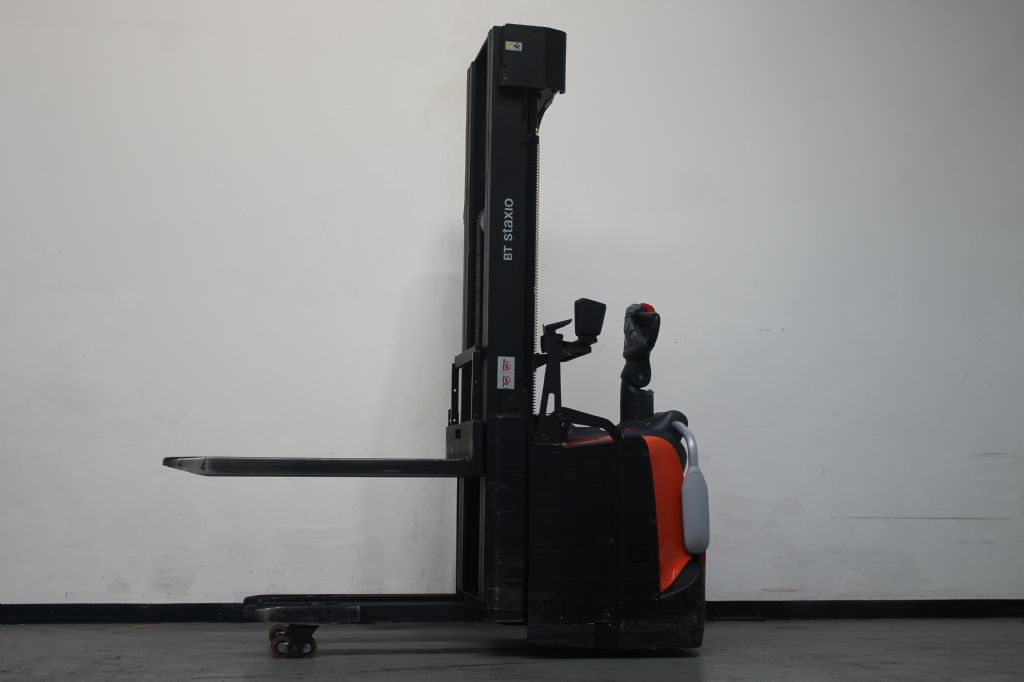 Toyota SPE160L Hochhubwagen gfg-gabelstapler.de