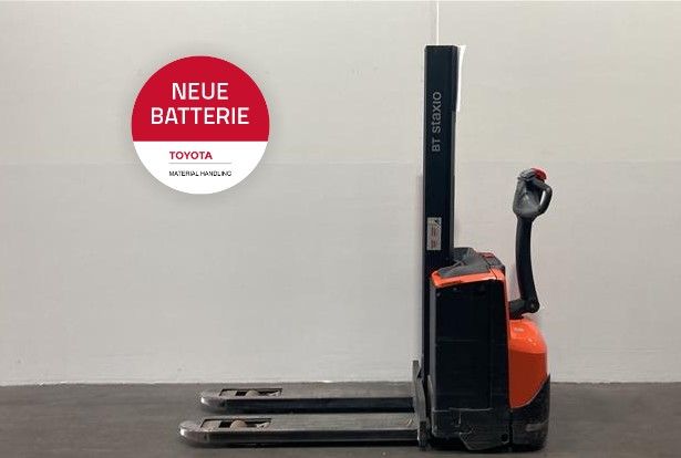 Toyota SWE080L Hochhubwagen www.foerdertechnik-rietberg.de Toyota SWE080L Hochhubwagen www.foerdertechnik-rietberg.de