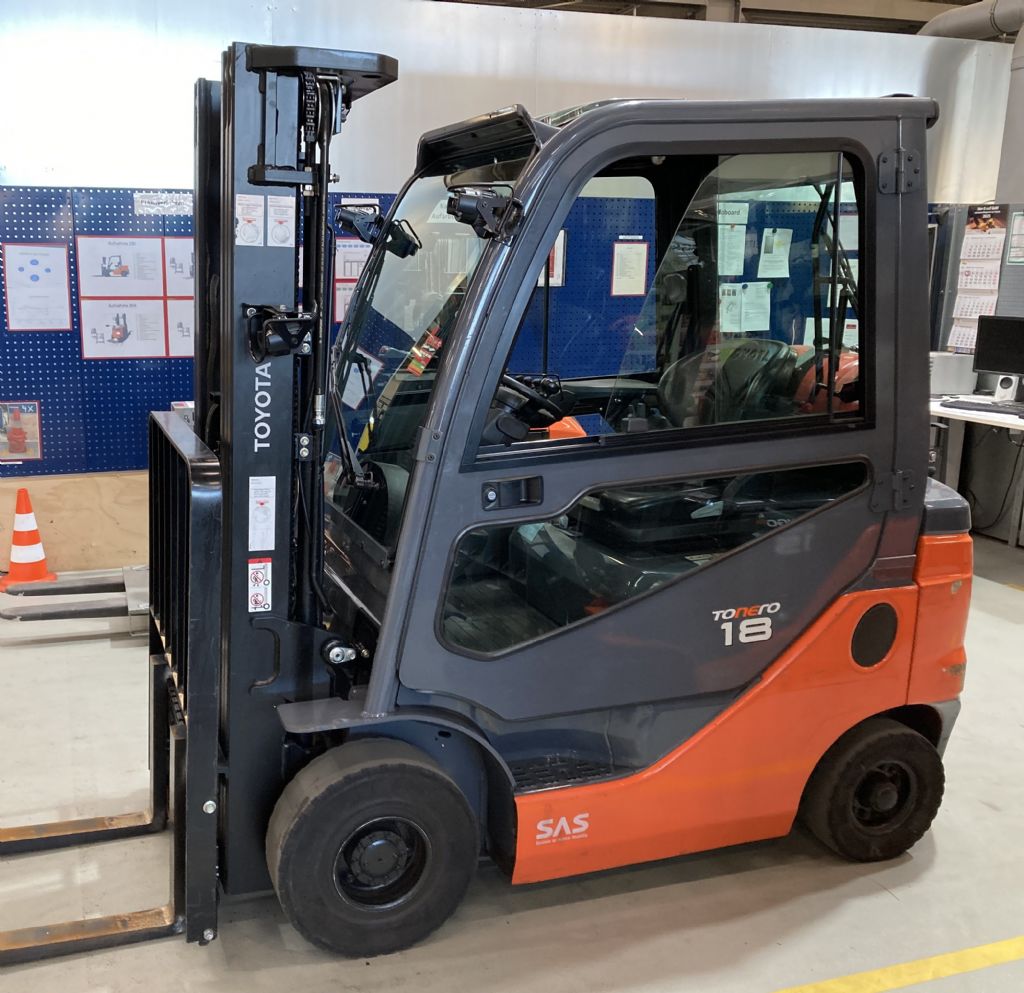 Toyota 02-8FGF18 Treibgasstapler schlueter-gabelstapler.de