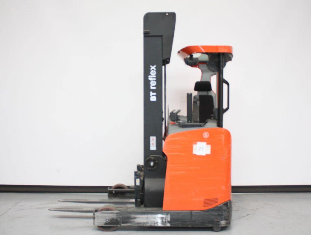 Toyota RRE140H Schubmaststapler gfg-gabelstapler.de