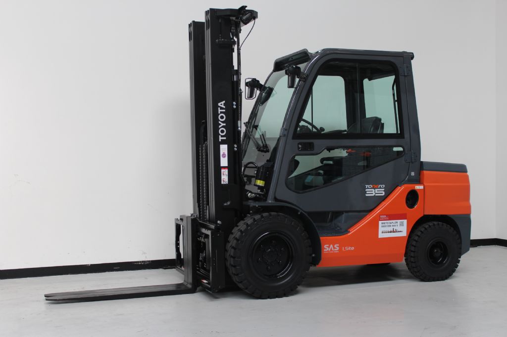 Toyota 52-8FDJF35 Dieselstapler schlueter-gabelstapler.de