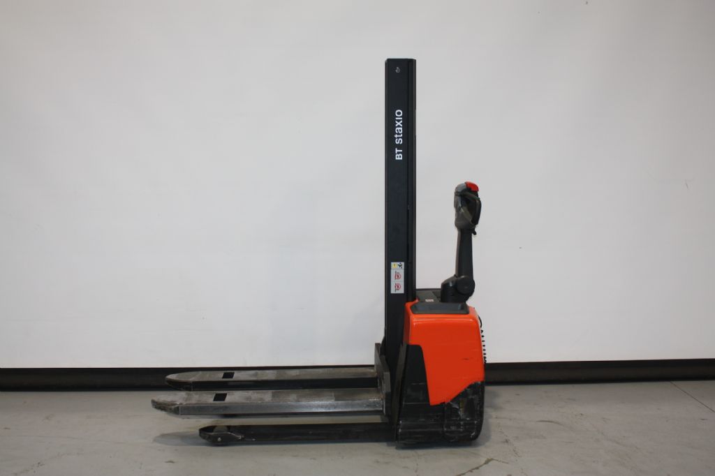 Toyota HWE100 Hochhubwagen gabelstapler-nord.de