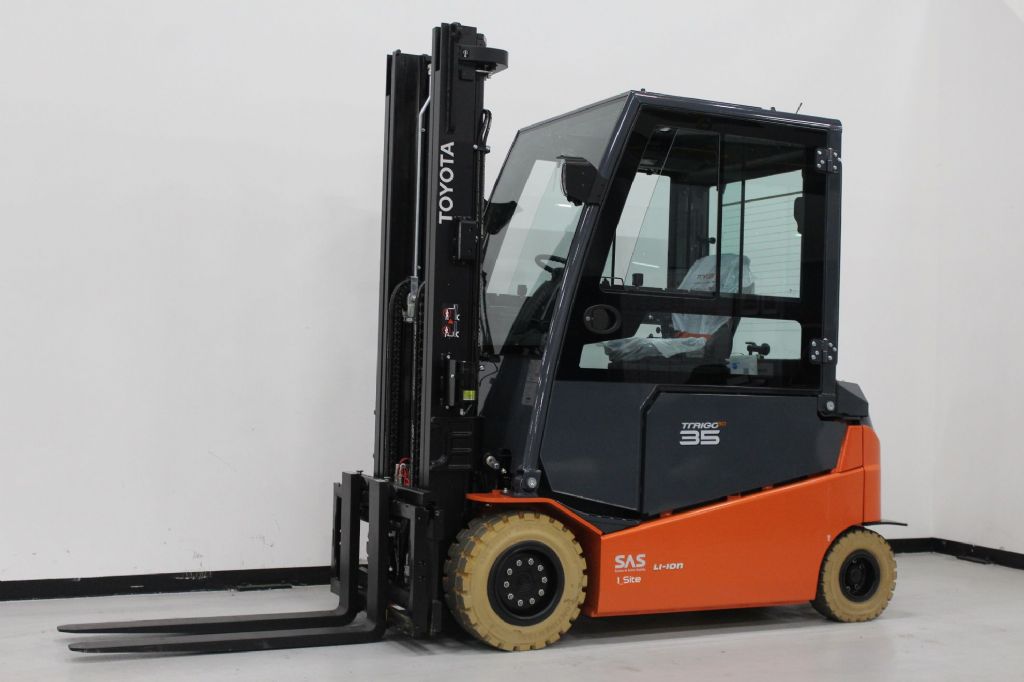 Toyota 8FBMT35 Elektro 4 Rad-Stapler kirchnerpartner.de