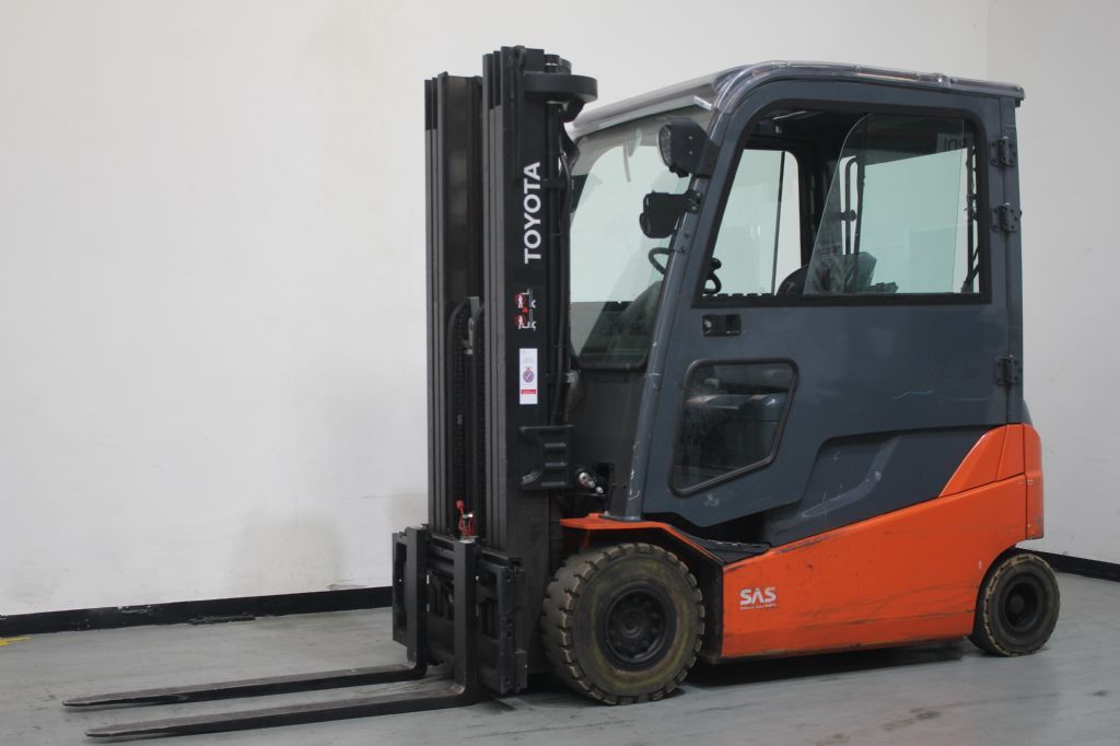 Toyota 8FBMT25 Elektro 4 Rad-Stapler schlueter-gabelstapler.de
