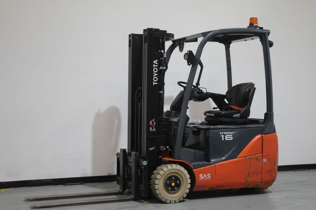 Toyota 8FBEK16T Elektro 3 Rad-Stapler gfg-gabelstapler.de