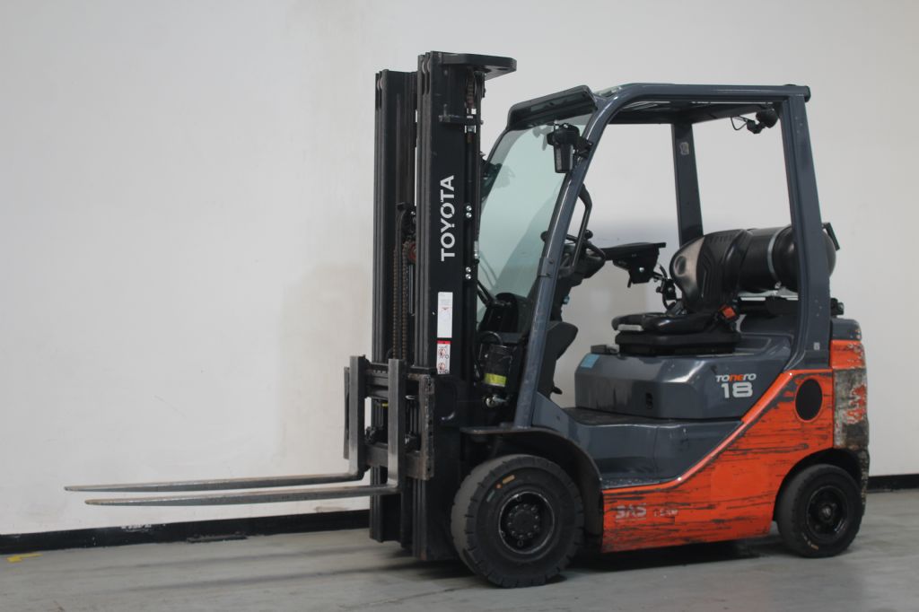 Toyota 02-8FGF18 Treibgasstapler www.heinbockel-gabelstapler.de