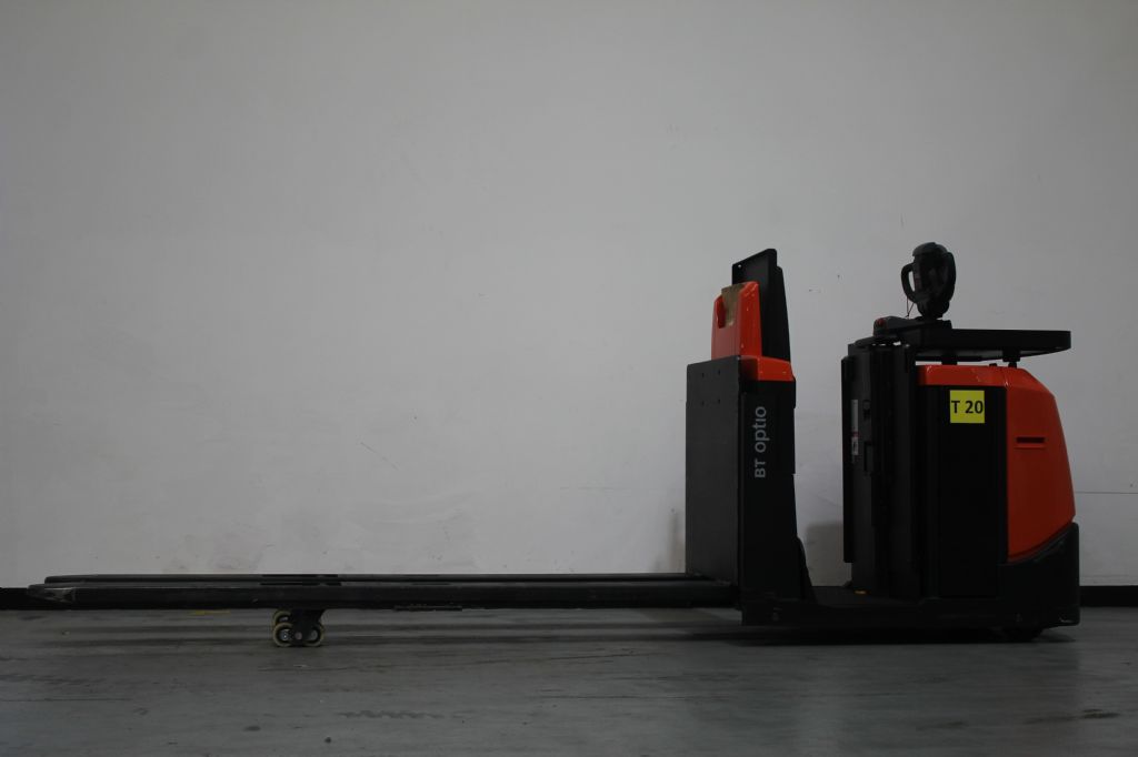 Toyota OSE250P Niederhubkommissionierer loeffler-gabelstapler.de