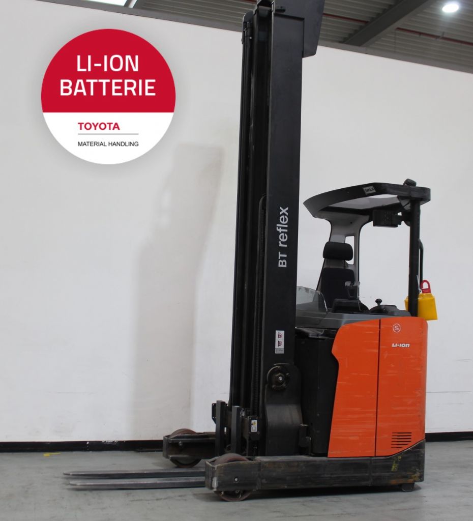 Toyota RRE140HE Schubmaststapler gabelstapler-nord.de