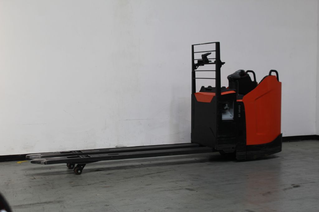 Toyota LPE200 Niederhubwagen kirchnerpartner.de