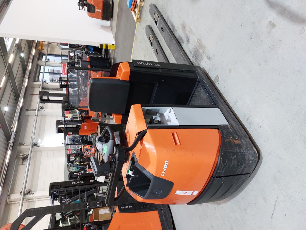 Toyota OSE250 Niederhubkommissionierer gabelstapler-nord.de