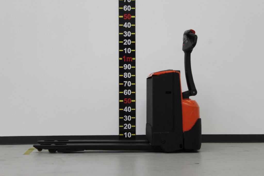 Simai TTE71 Schlepper www.foerdertechnik-rietberg.de Simai TTE71 Schlepper www.foerdertechnik-rietberg.de