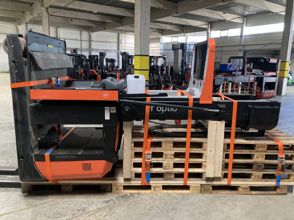 Toyota OME120HW Hochhubkommissionierer www.foerdertechnik-rietberg.de Toyota OME120HW Hochhubkommissionierer www.foerdertechnik-rietberg.de