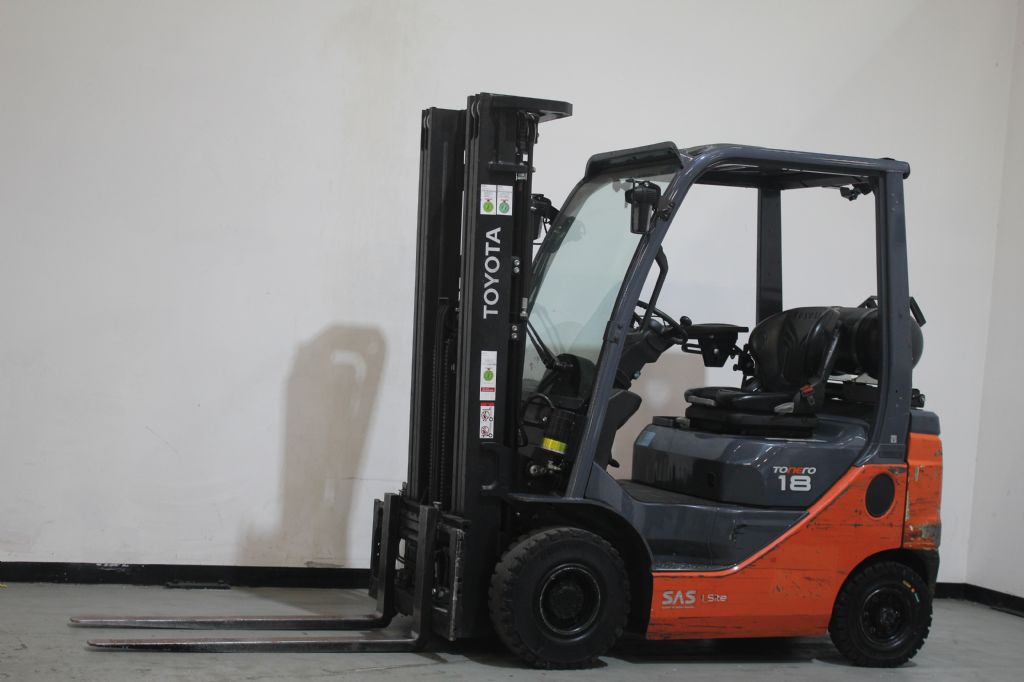 Toyota 02-8FGF18 Treibgasstapler www.heinbockel-gabelstapler.de