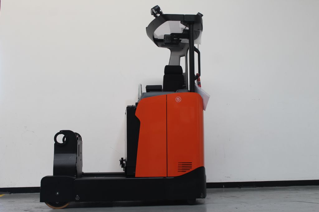 Toyota RRE200HE Schubmaststapler loeffler-gabelstapler.de