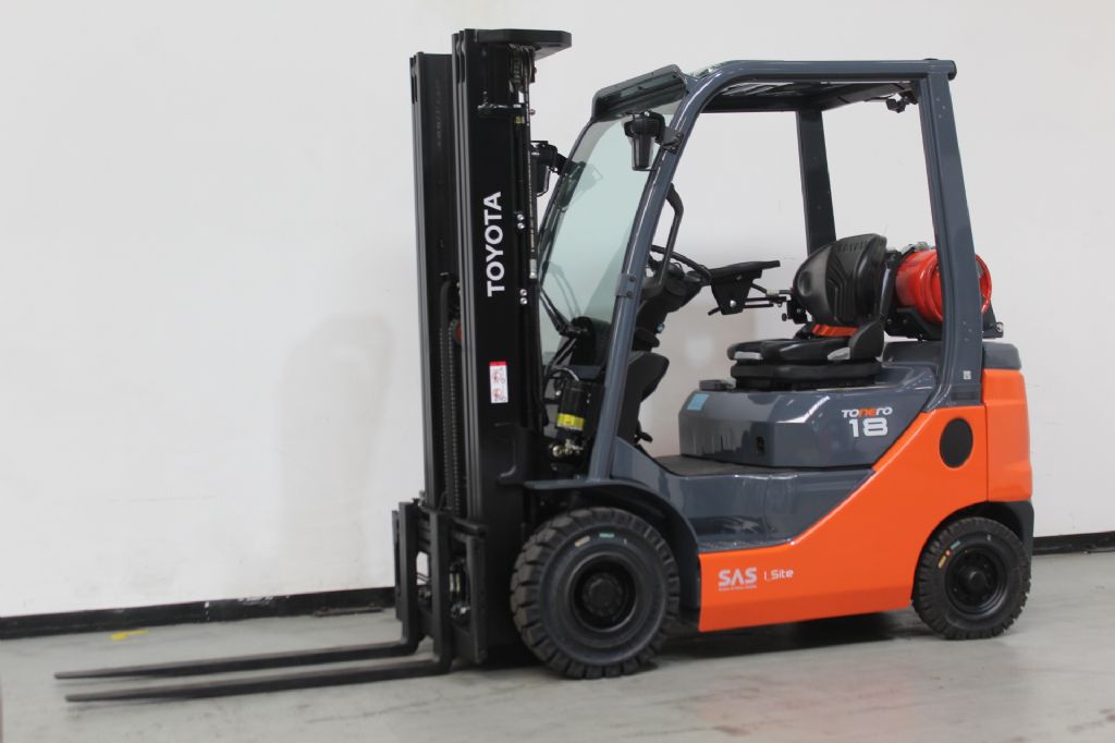 Toyota 02-8FGF18 Treibgasstapler www.foerdertechnik-rietberg.de Toyota 02-8FGF18 Treibgasstapler www.foerdertechnik-rietberg.de