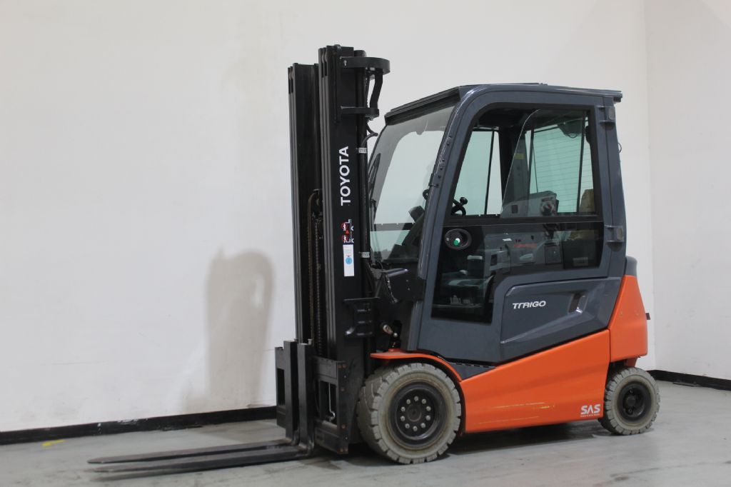 Toyota 9FBMK30T Elektro 4 Rad-Stapler www.foerdertechnik-rietberg.de Toyota 9FBMK30T Elektro 4 Rad-Stapler www.foerdertechnik-rietberg.de