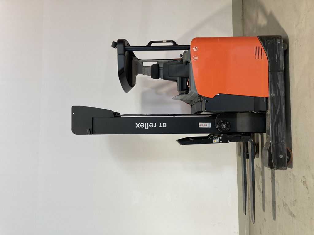 Toyota RRE160HC Schubmaststapler loeffler-gabelstapler.de