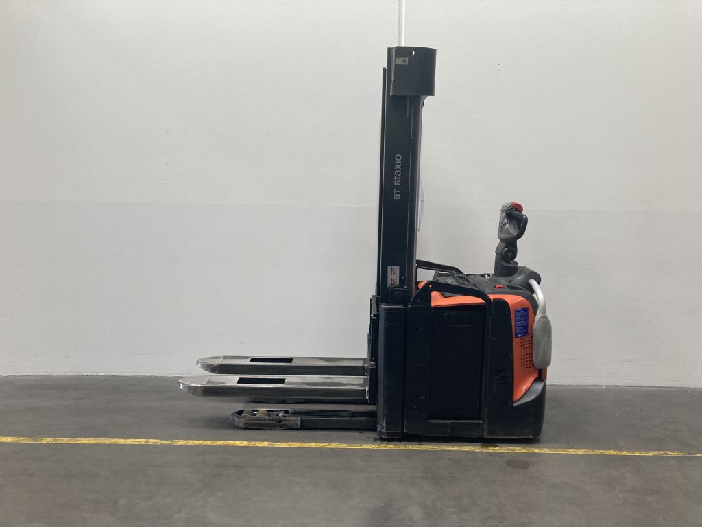 Toyota SPE160L Hochhubwagen gabelstapler-nord.de