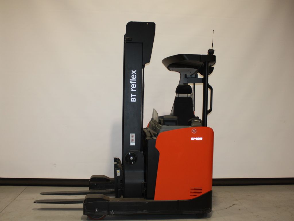 Toyota RRE160H Schubmaststapler loeffler-gabelstapler.de