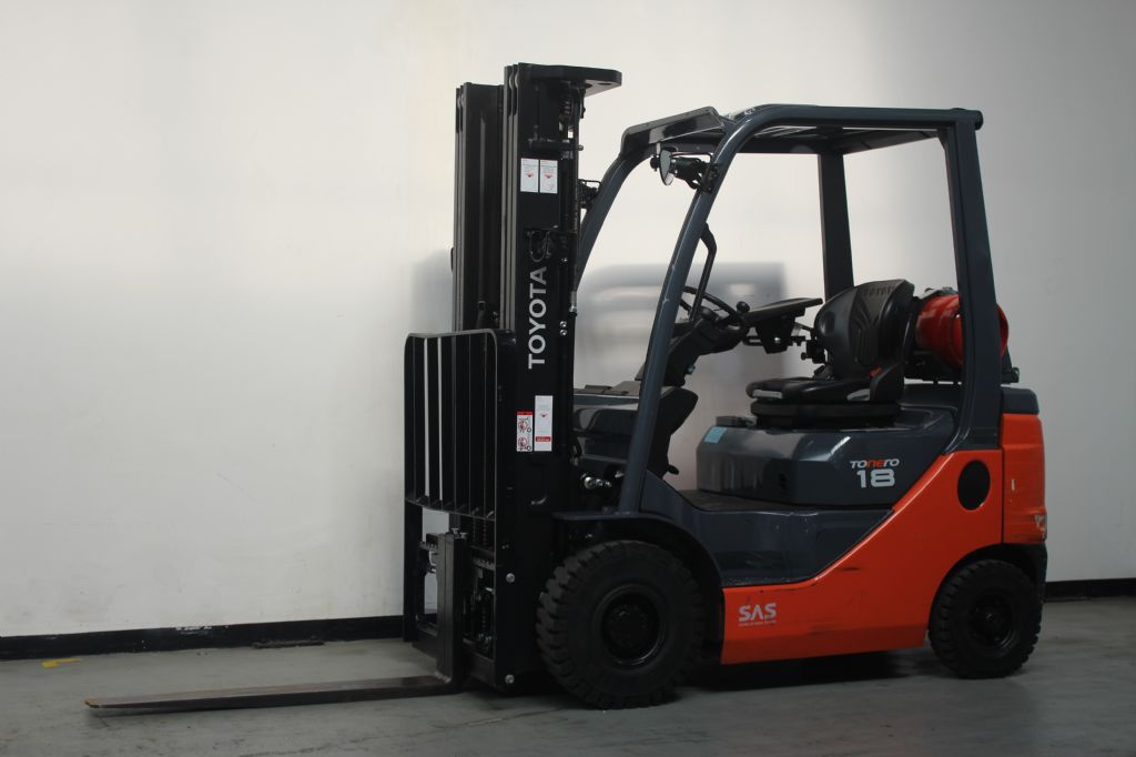 Toyota 02-8FGF18 Treibgasstapler schlueter-gabelstapler.de