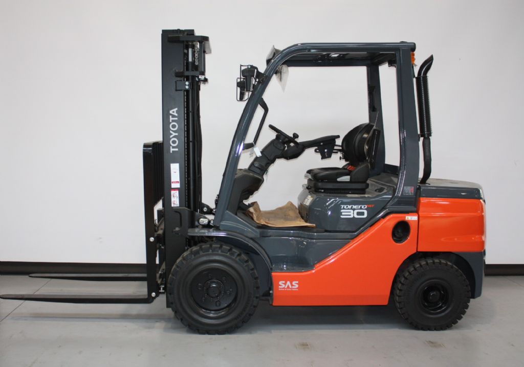 Toyota 56-8FD30F Dieselstapler loeffler-gabelstapler.de