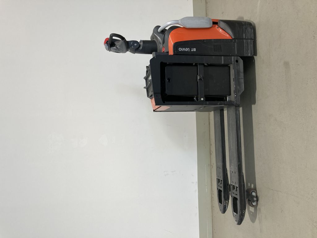 Toyota LPE200 Niederhubwagen gabelstapler-nord.de