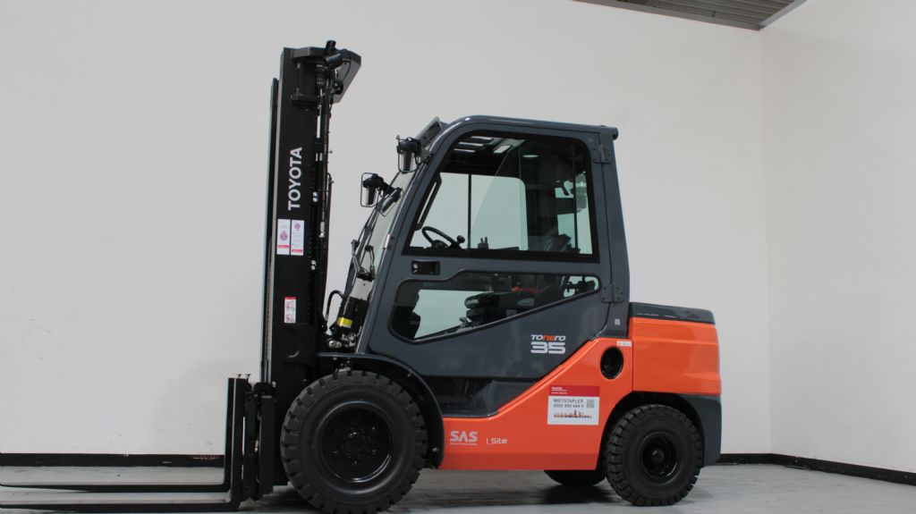 Toyota 52-8FDJF35 Dieselstapler loeffler-gabelstapler.de