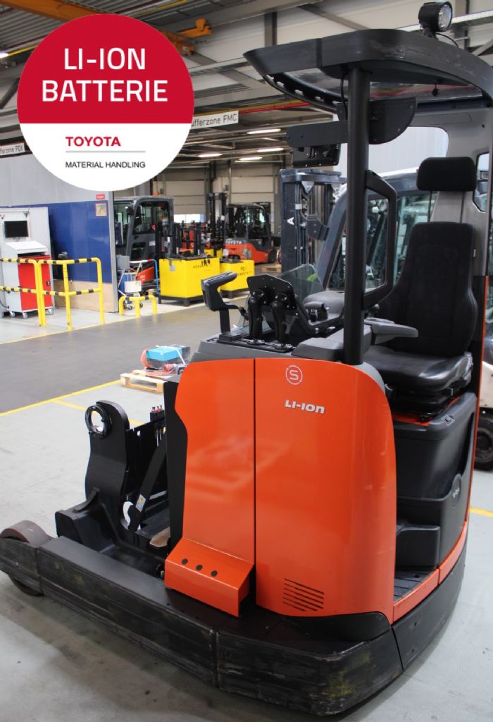 Toyota RRE200HE Schubmaststapler www.foerdertechnik-rietberg.de Toyota RRE200HE Schubmaststapler www.foerdertechnik-rietberg.de