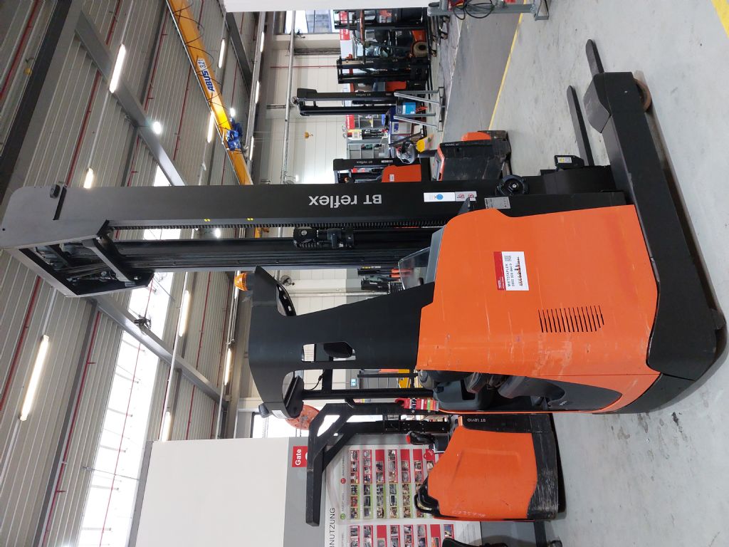 Toyota RRE160H *TOP-DEAL* Schubmaststapler gabelstapler-nord.de