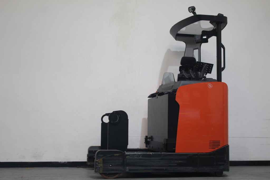 Toyota RRE200H Schubmaststapler www.foerdertechnik-rietberg.de Toyota RRE200H Schubmaststapler www.foerdertechnik-rietberg.de