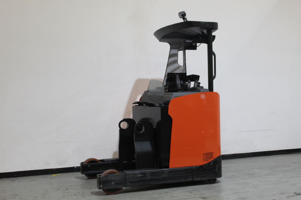 Toyota RRE160H Schubmaststapler loeffler-gabelstapler.de