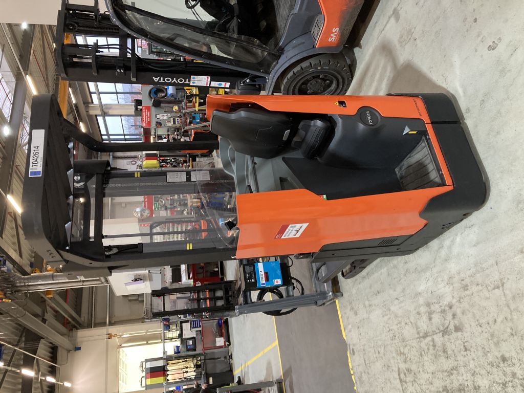 Toyota SSI160LN Quersitzstapler gabelstapler-nord.de