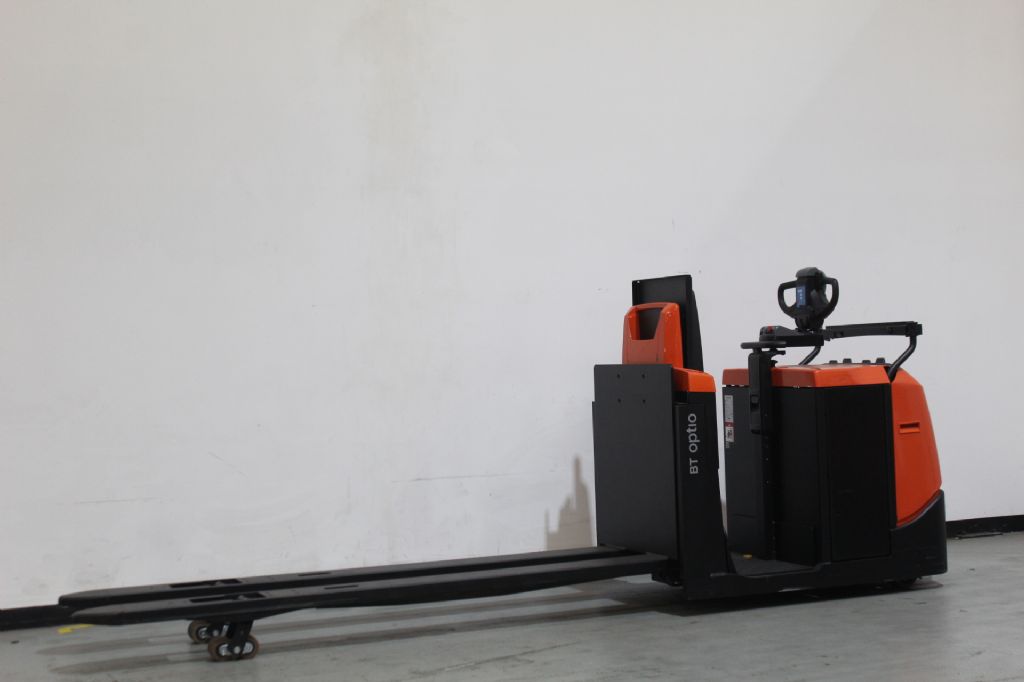 Toyota OSE250P Niederhubkommissionierer loeffler-gabelstapler.de