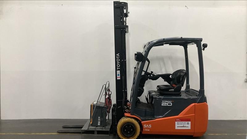 Toyota 8FBE20T Elektro 3 Rad-Stapler loeffler-gabelstapler.de