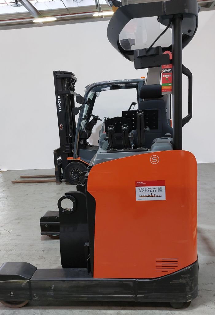 Toyota RRE140H Schubmaststapler gabelstapler-nord.de