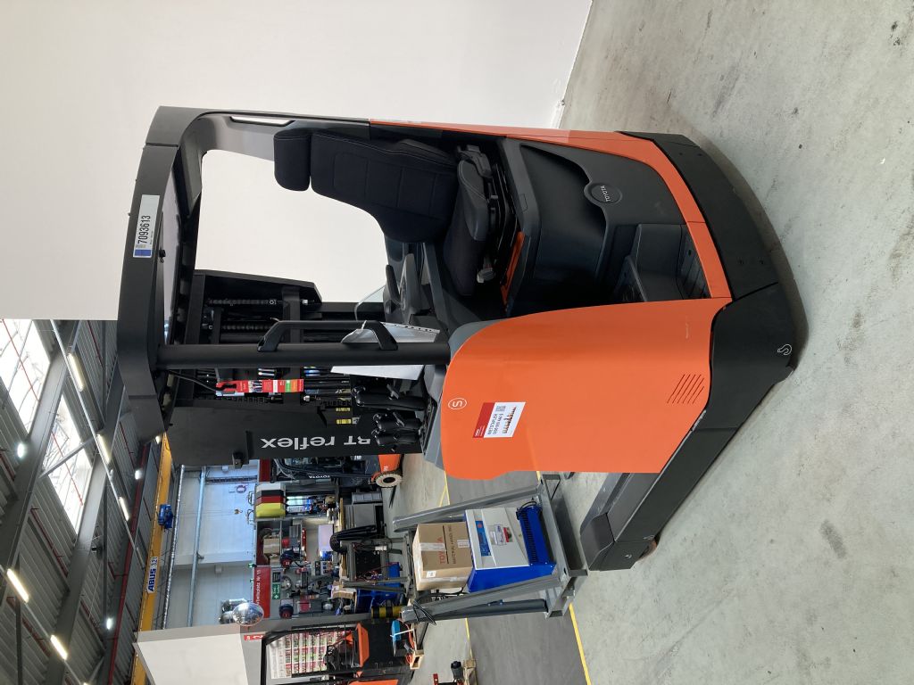 Toyota RRE160H Schubmaststapler gabelstapler-nord.de