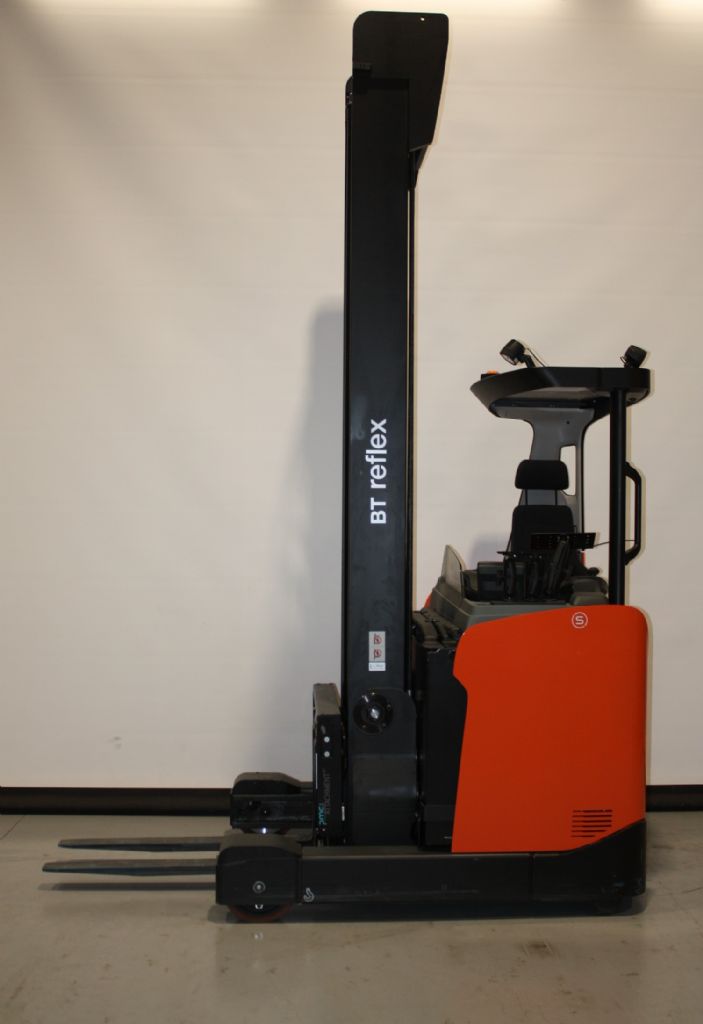 Toyota RRE160H Schubmaststapler loeffler-gabelstapler.de