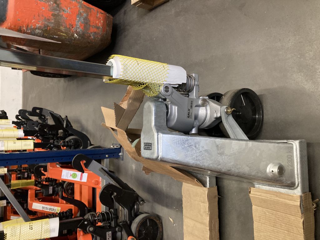 Toyota LHM230G Handhubwagen www.foerdertechnik-rietberg.de Toyota LHM230G Handhubwagen www.foerdertechnik-rietberg.de