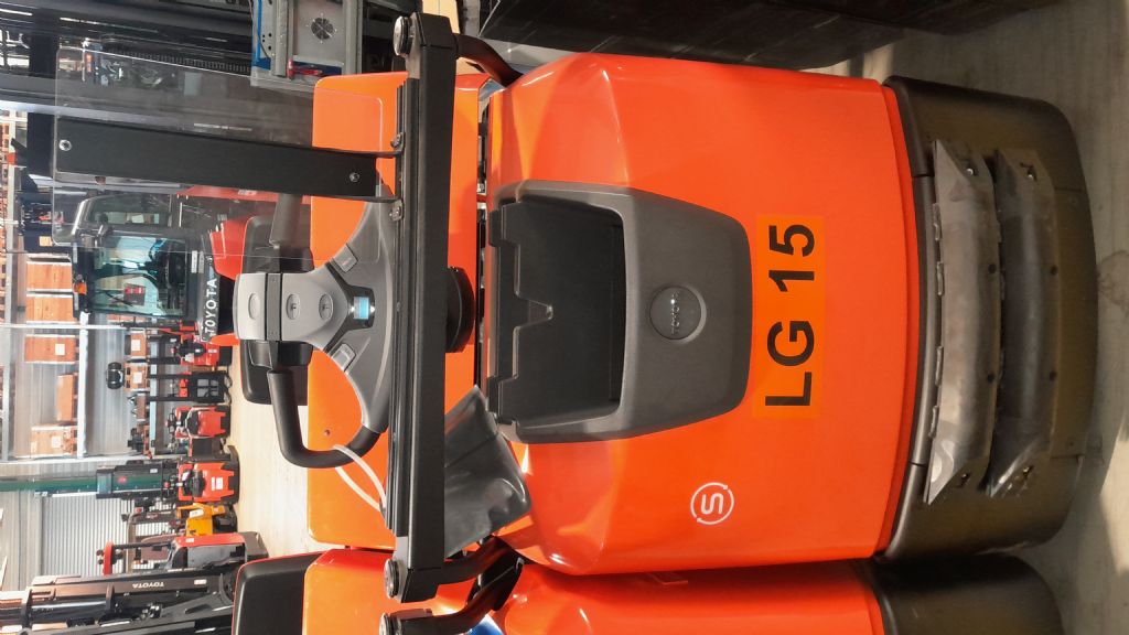 Toyota OSE250 Niederhubkommissionierer loeffler-gabelstapler.de