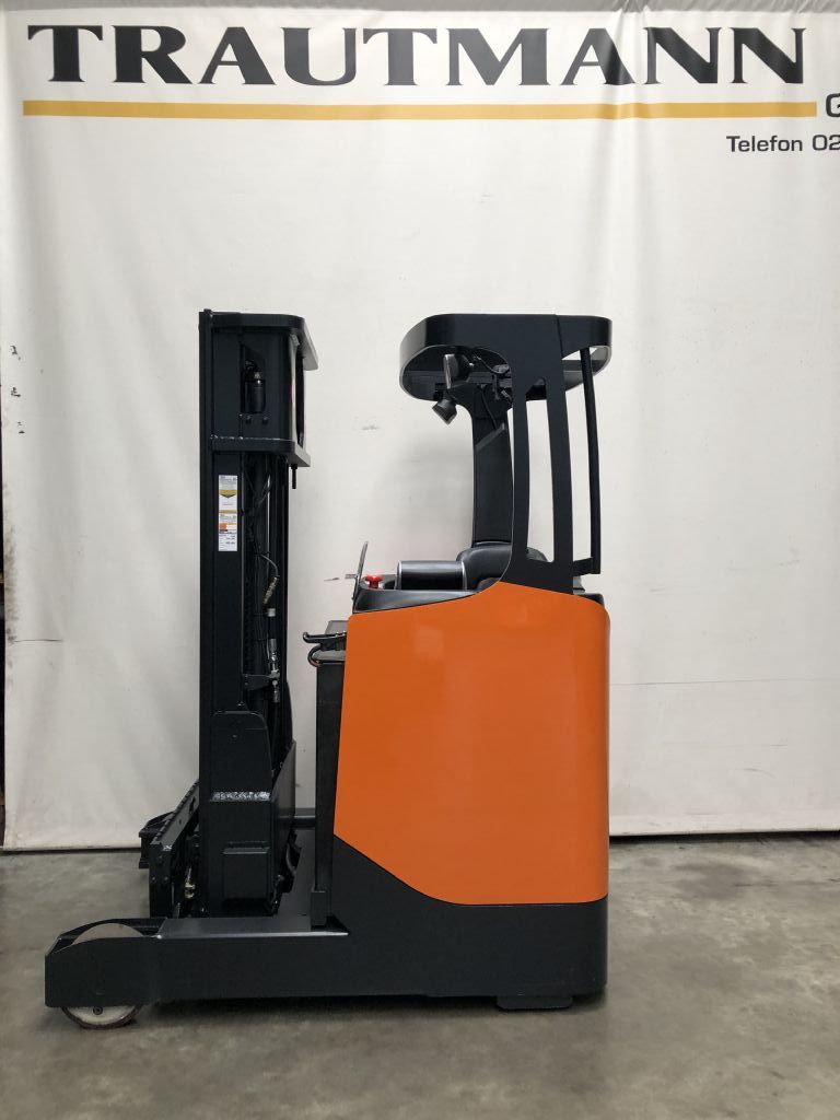 Doosan BR14JW-7 Schubmaststapler www.trautmann-gabelstapler.de
