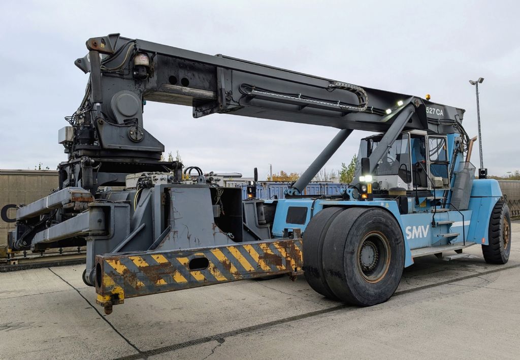 SMV SC4527CA5 Vollcontainer Reachstacker www.universal-equipment.de