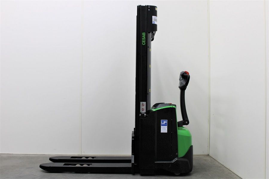 Cesab S 214 / 445  Deichselstapler uf-gabelstapler.de