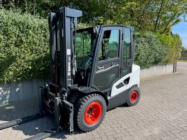 Bobcat-D35C-9-Dieselstapler-www.unruh-gabelstapler.de