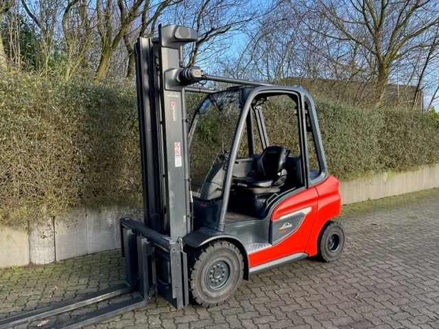 Linde-H30D-Dieselstapler-www.unruh-gabelstapler.de