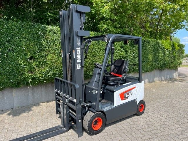 Bobcat-B20X-7 Plus-Elektro 4 Rad-Stapler-www.unruh-gabelstapler.de