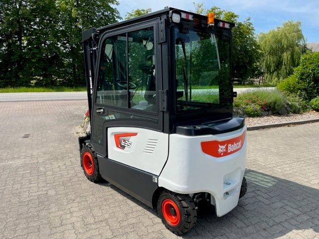 Bobcat-B35X-7 Plus-Elektro 4 Rad-Stapler-www.unruh-gabelstapler.de