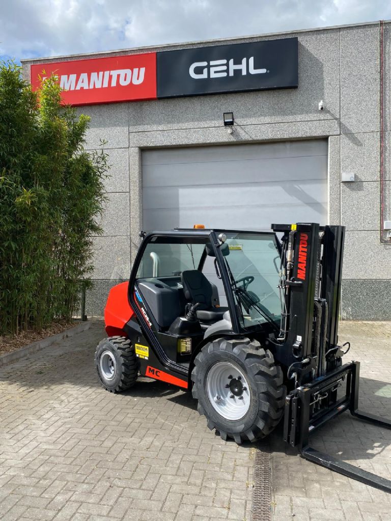 Manitou MC25-4 Diesel Forklift www.volcke.com