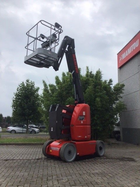 Manitou 120 AETJ Scharnierend werkplatform www.volcke.com