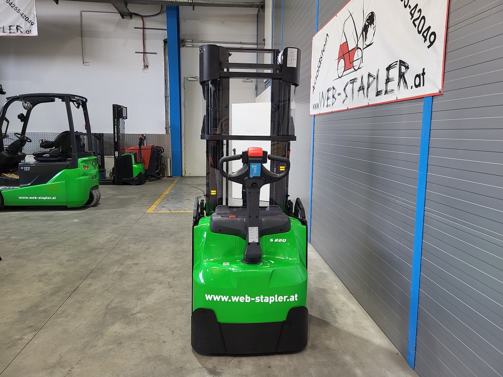 Cesab S220 Hochhubwagen www.sbstapler.ch