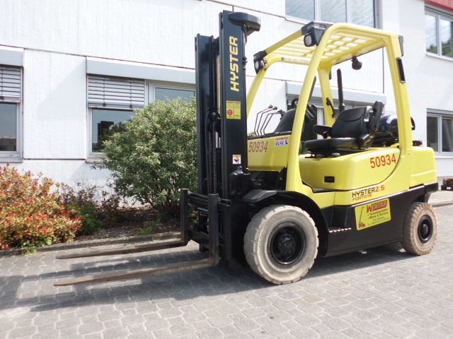 Hyster-H2.5FT-Treibgasstapler-www.wiegers-gabelstapler.de